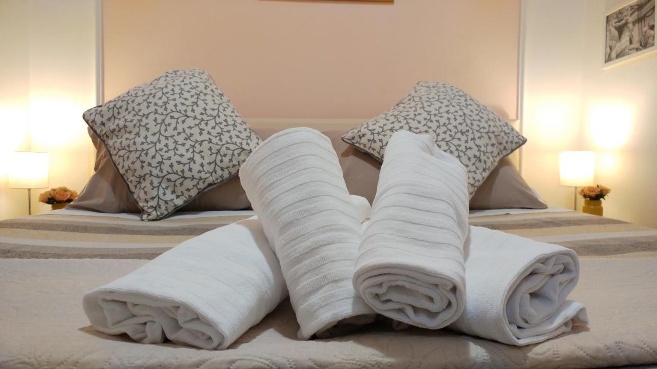 Dreaming Navona Rooms Рим Екстериор снимка